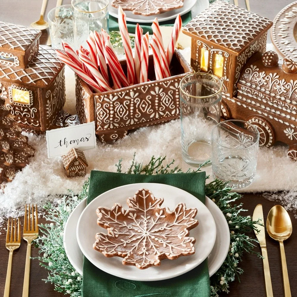 Pottery Barn Handcrafted Ceramic Gingerbread Train BNIB